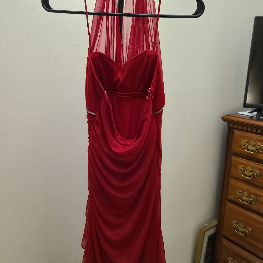 Dress - Picture 3 of 3